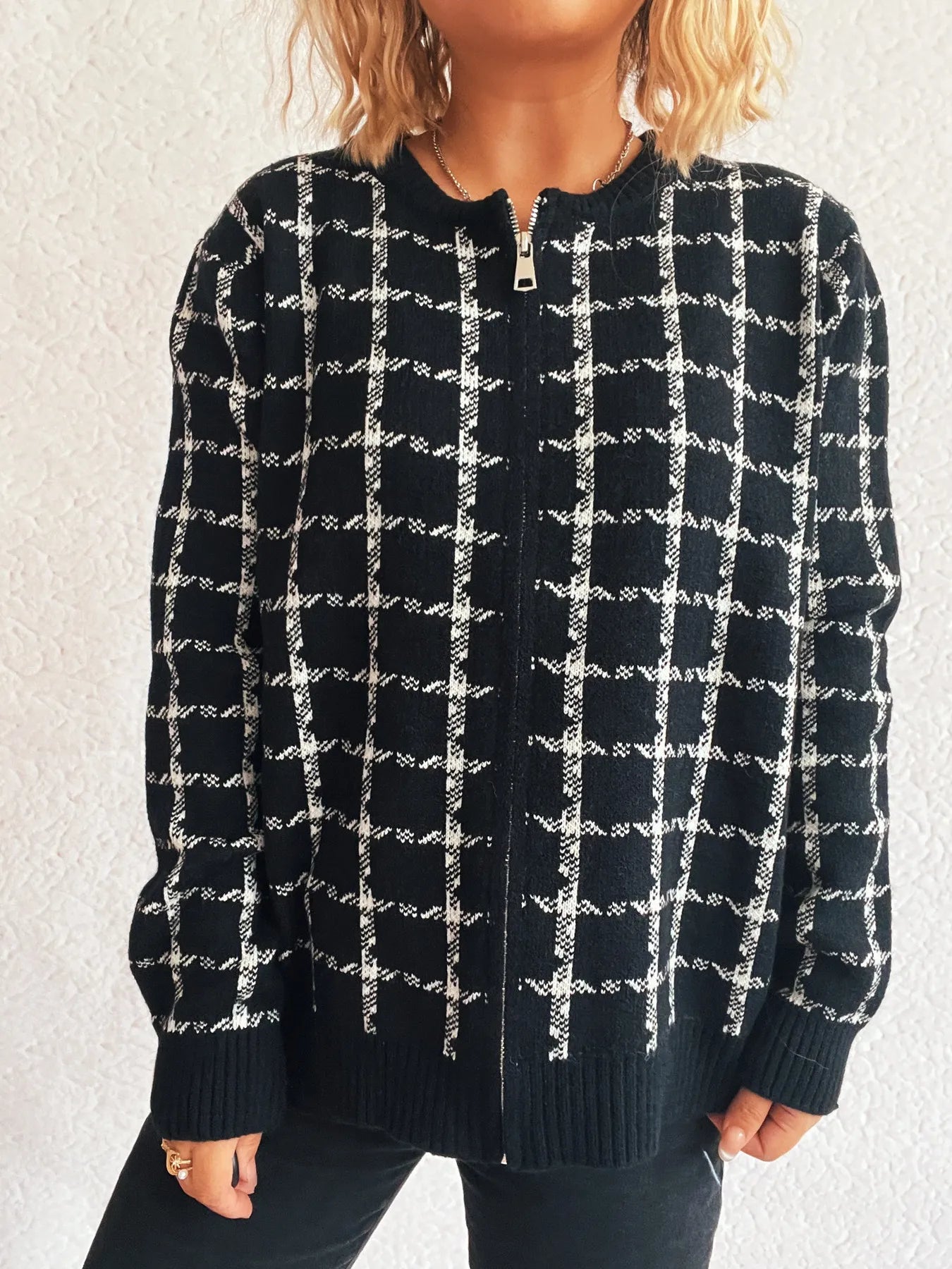 7401945ee1a64f7c8453b9d6a343d347-Max-Origin