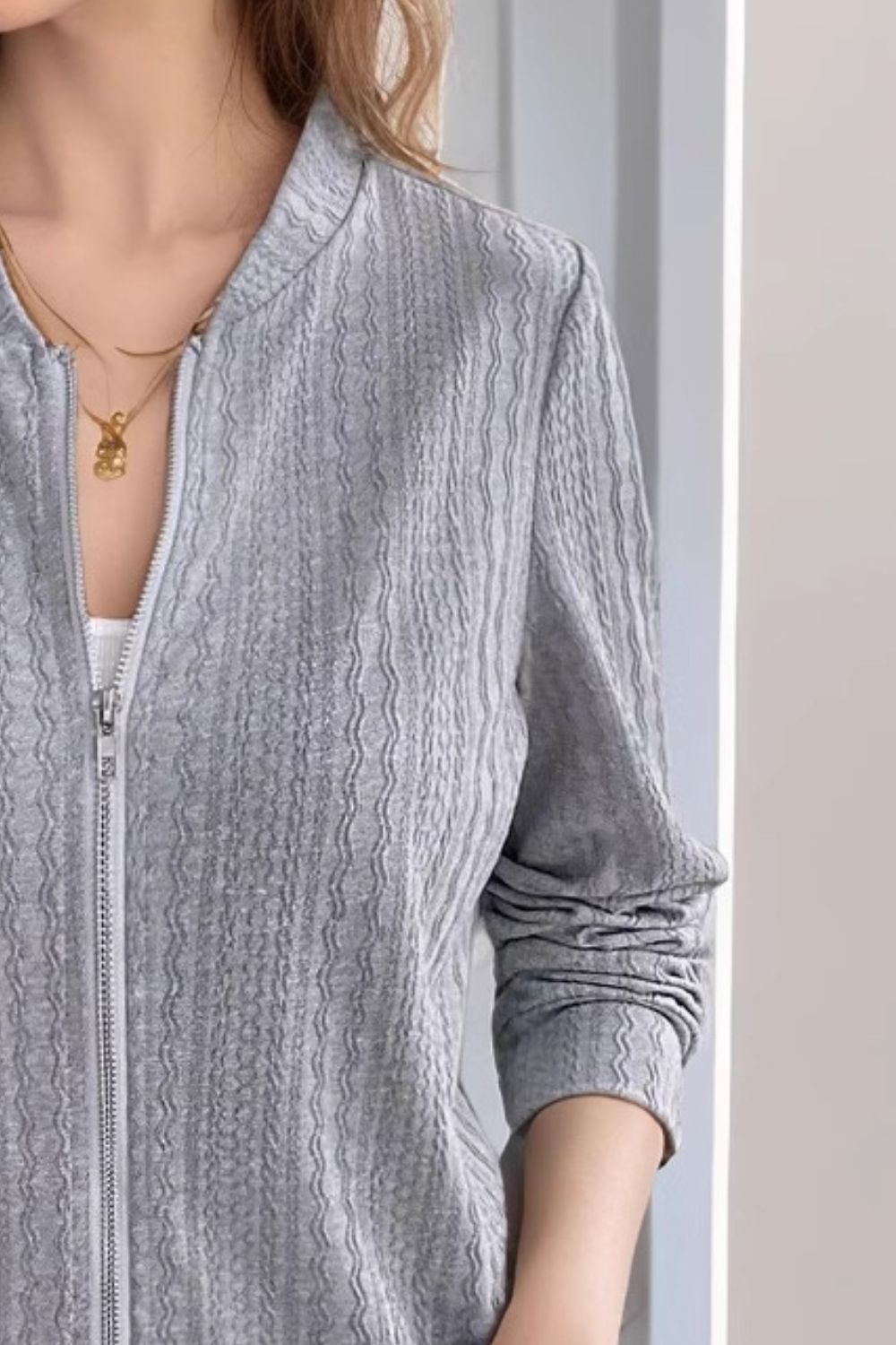 Langärmlige Jacke mit Baseballkragen und Reißverschluss