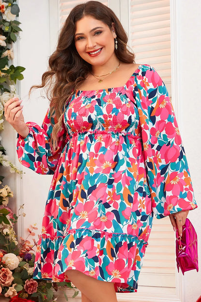 Plus Size Kleid mit gesmoktem Blumenmuster, quadratischem Ausschnitt und Ballonärmeln