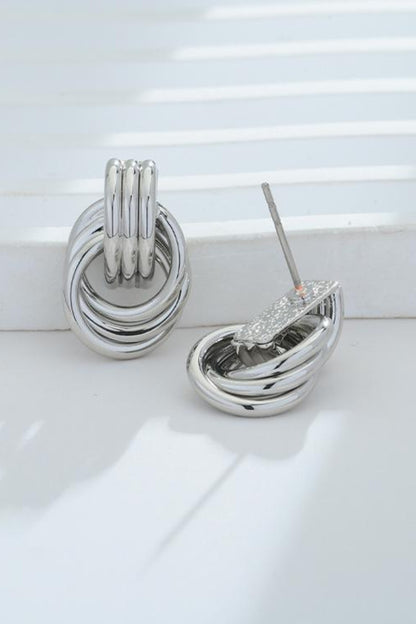 Vergoldete Ohrstecker mit Knoten