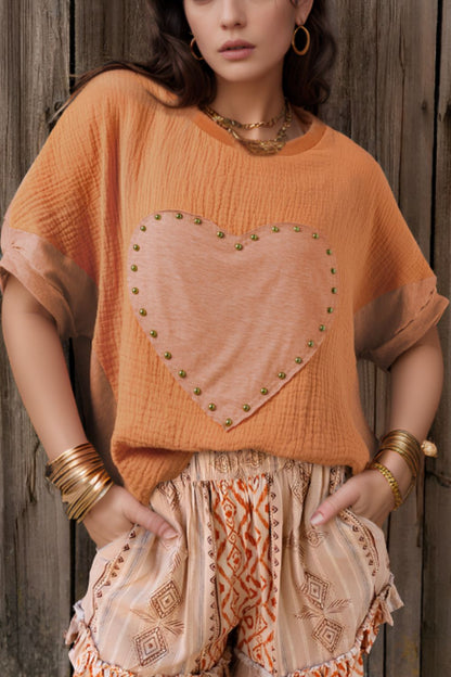 T-Shirt mit Rundhalsausschnitt und Herz-Patch