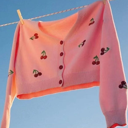 Kirschen-Cardigan mit Knopfleiste