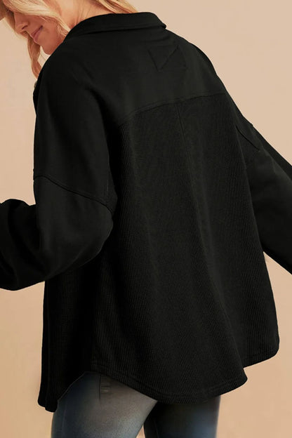 Langärmlige Shacket mit Waffelstrickkragen