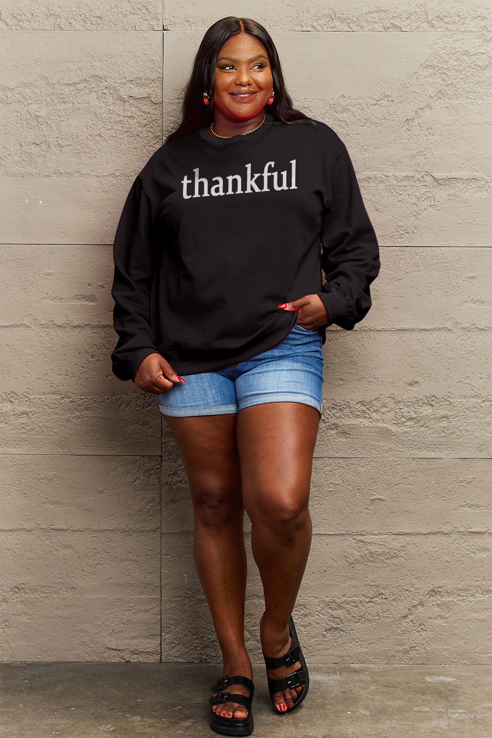 Simply Love – Sweatshirt mit THANKFUL-Grafik in voller Größe