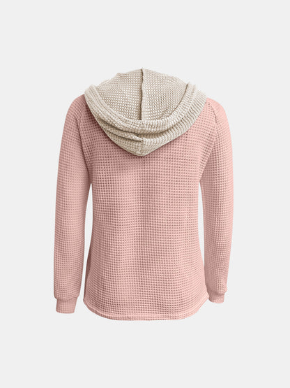 Kapuzenpullover mit langen Ärmeln und Waffelstrick in voller Größe und Kontrast