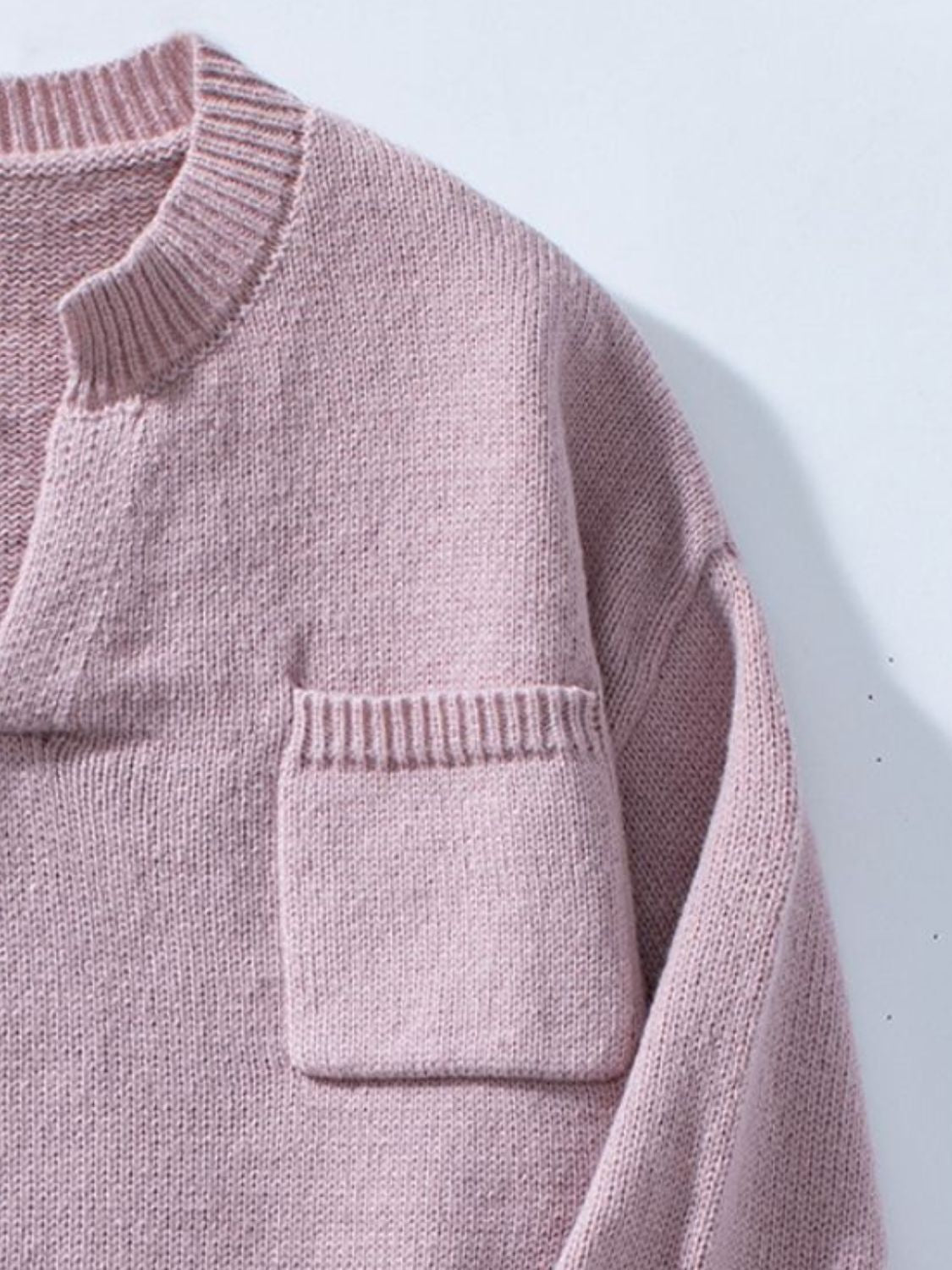 Langärmliges Strickoberteil mit Taschen und Kerben