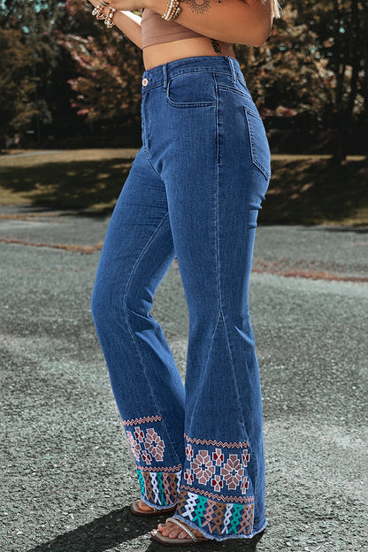 Bestickte Bootcut-Jeans