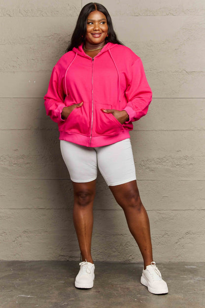 Langärmlige Kapuzenjacke mit Reißverschluss in voller Größe