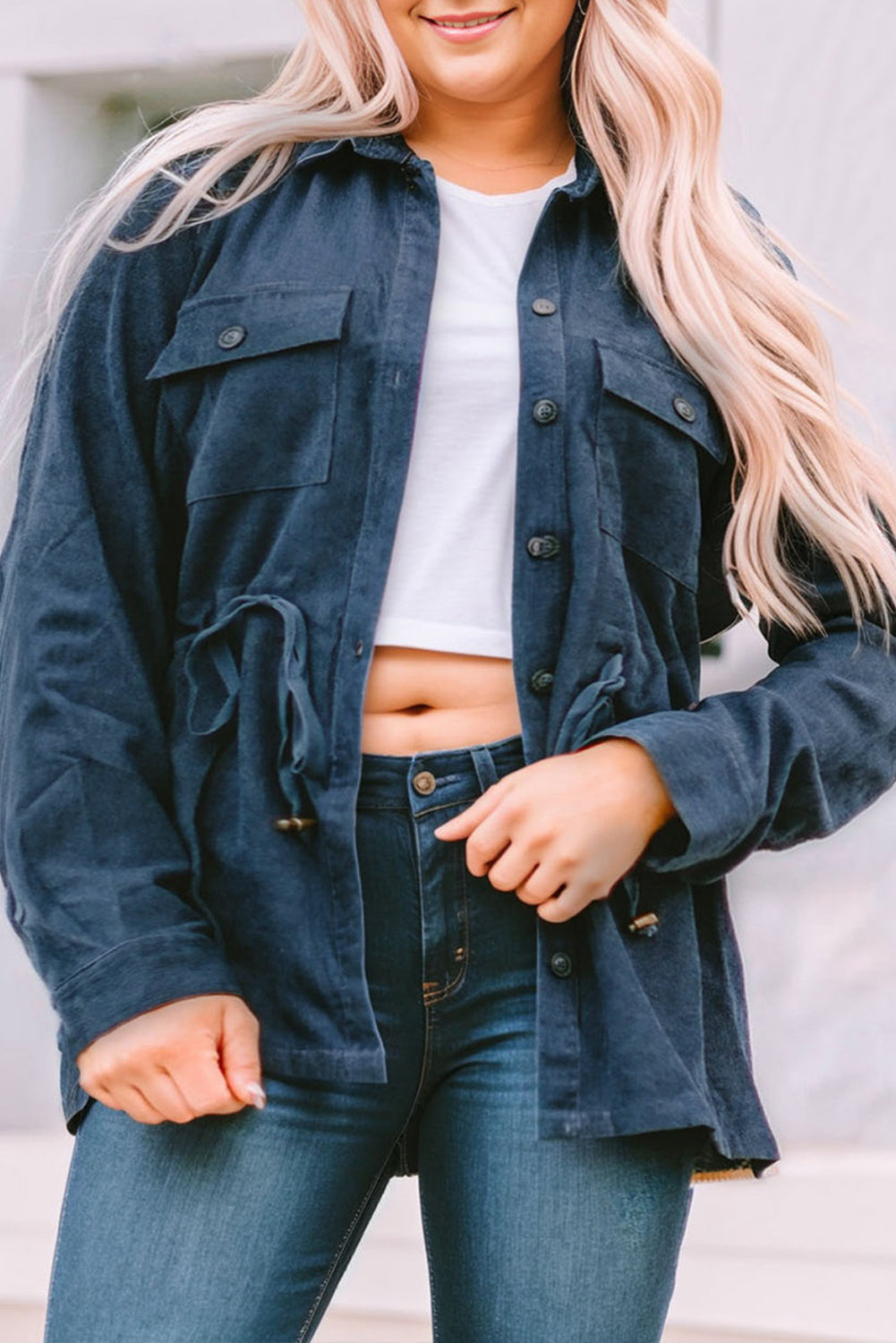 Chaqueta geométrica de manga larga con cordón y botones de talla grande
