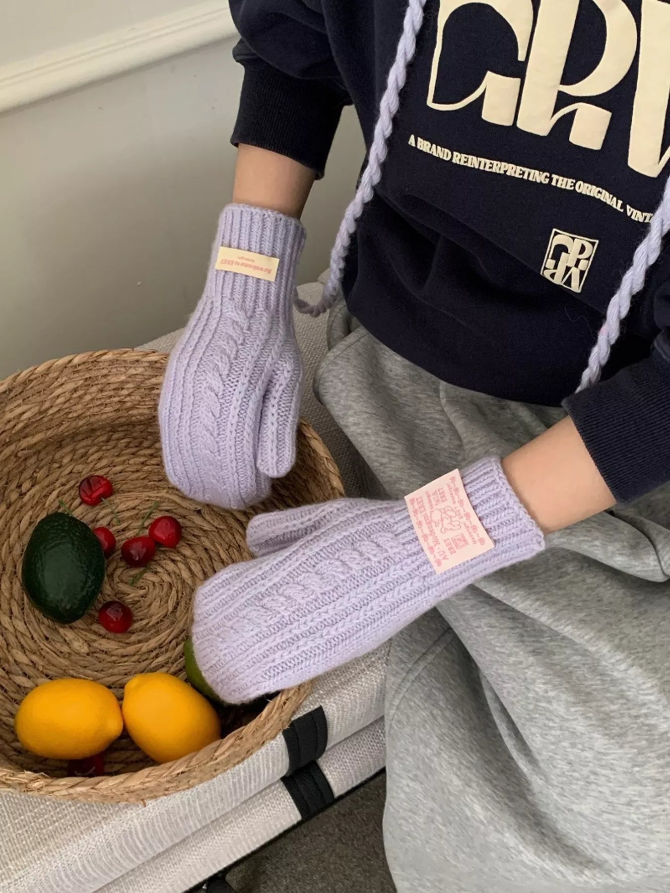 7ef84368d7a24a089826b40e487f7304-Max-Origin