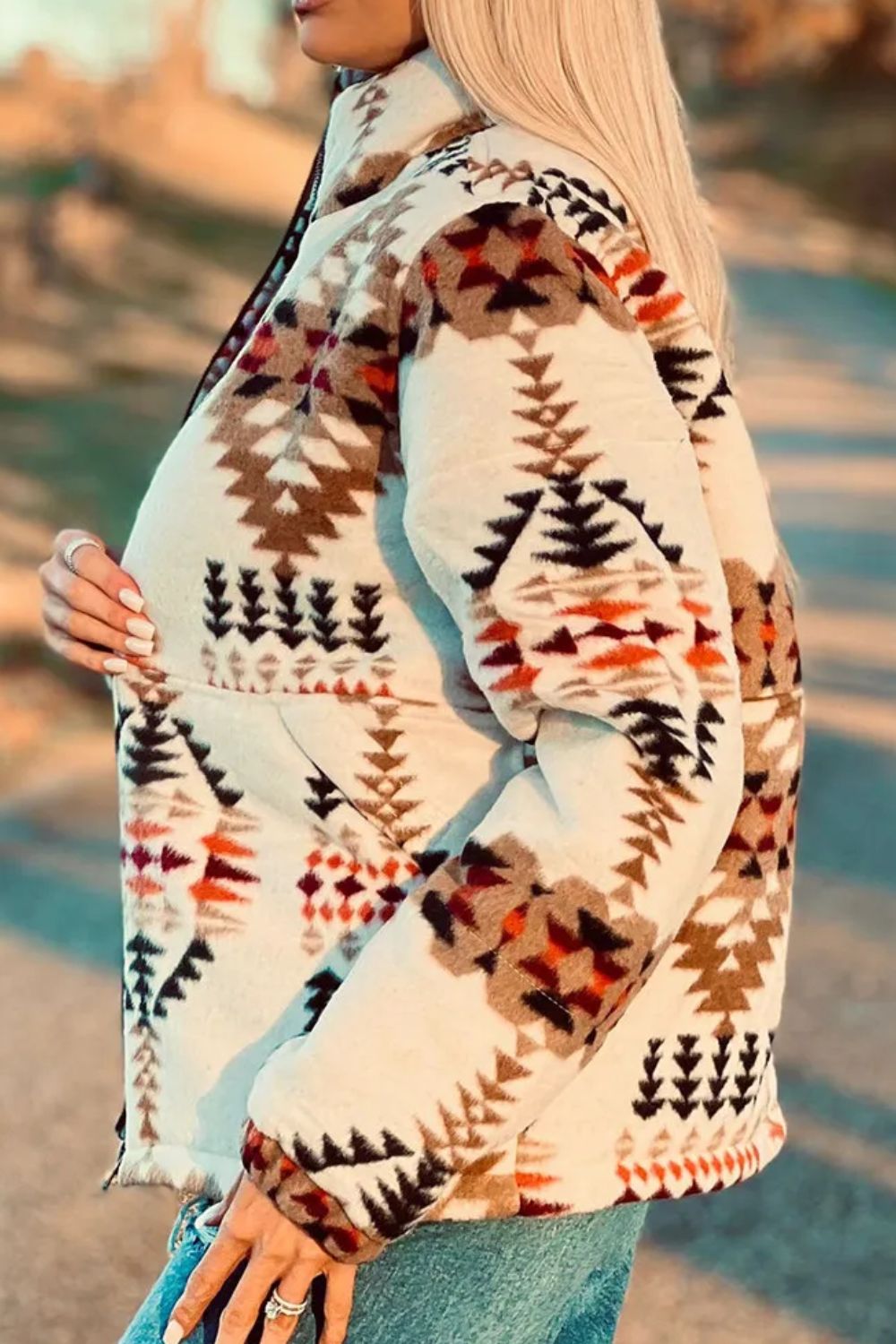 Jacke mit Stehkragen und Reißverschluss