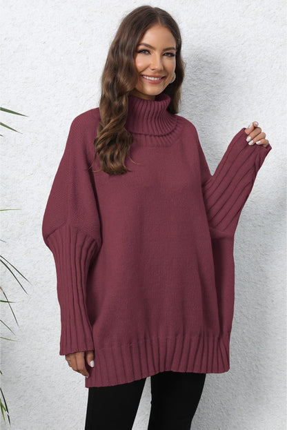 Gerippter Pullover mit Rollkragen und langen Ärmeln