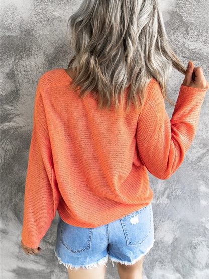 Strickoberteil mit V-Ausschnitt und überschnittenen Schultern