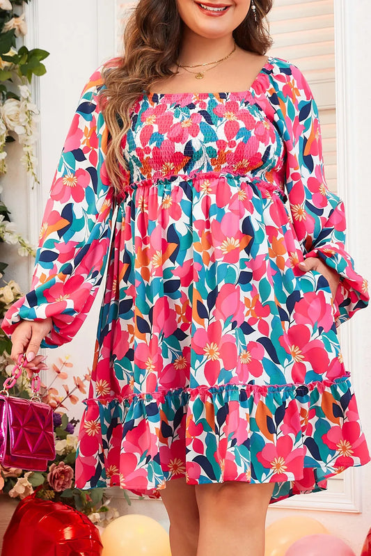 Plus Size Kleid mit gesmoktem Blumenmuster, quadratischem Ausschnitt und Ballonärmeln