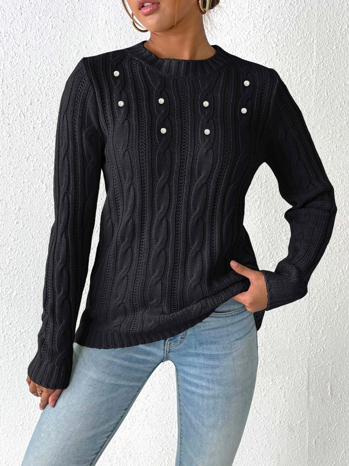 Pullover mit Rundhalsausschnitt und langen Ärmeln und Zopfmuster