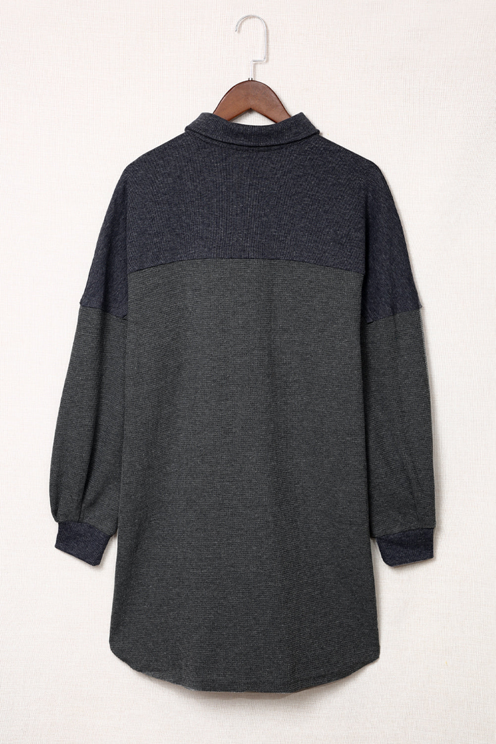 Jacke aus Waffelstrick mit Knöpfen und überschnittenen Schultern