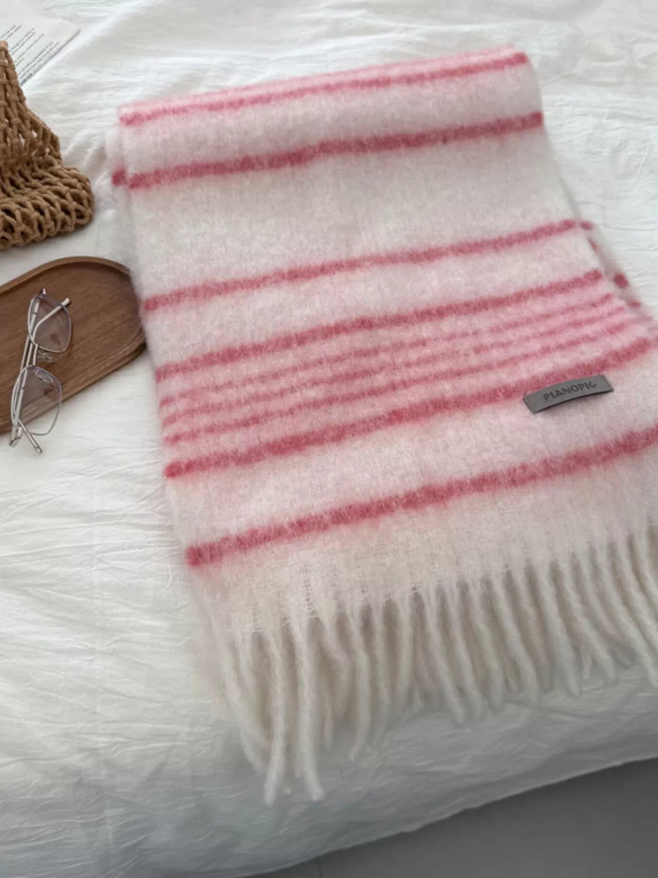 876cdf7451dd4c109b53e4b27328e147-Max-Origin