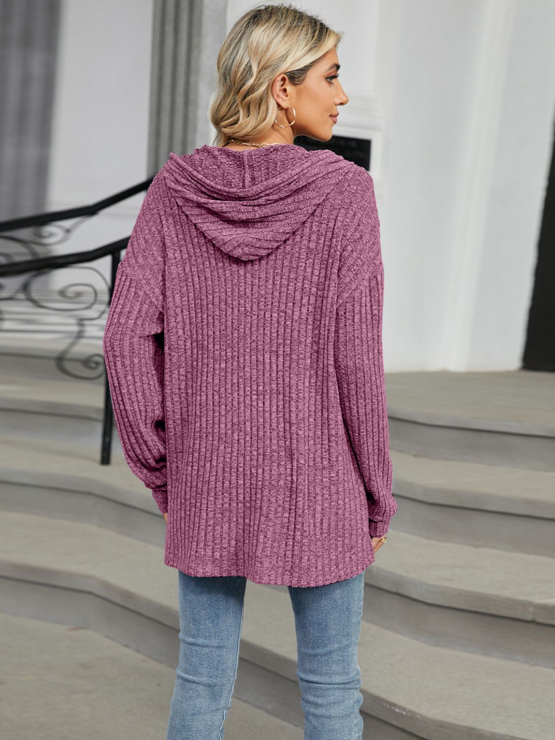 Langarm-Kapuzenoberteil mit halber Knopfleiste