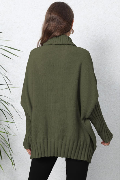 Gerippter Pullover mit Rollkragen und langen Ärmeln