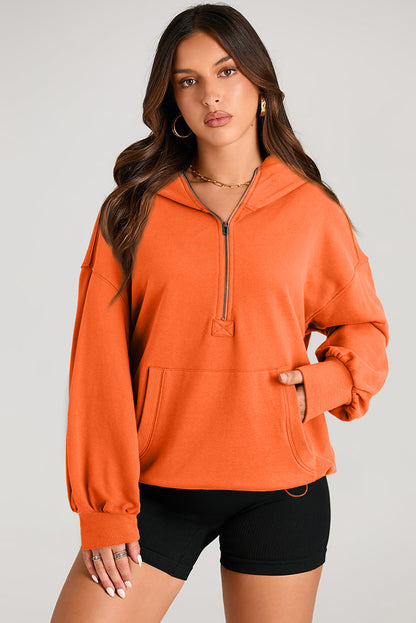 Langärmliger Hoodie mit halblangem Reißverschluss und Taschen