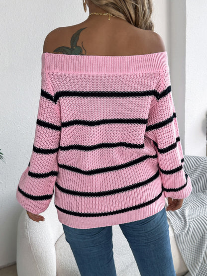 Gestreifter schulterfreier Langarmpullover