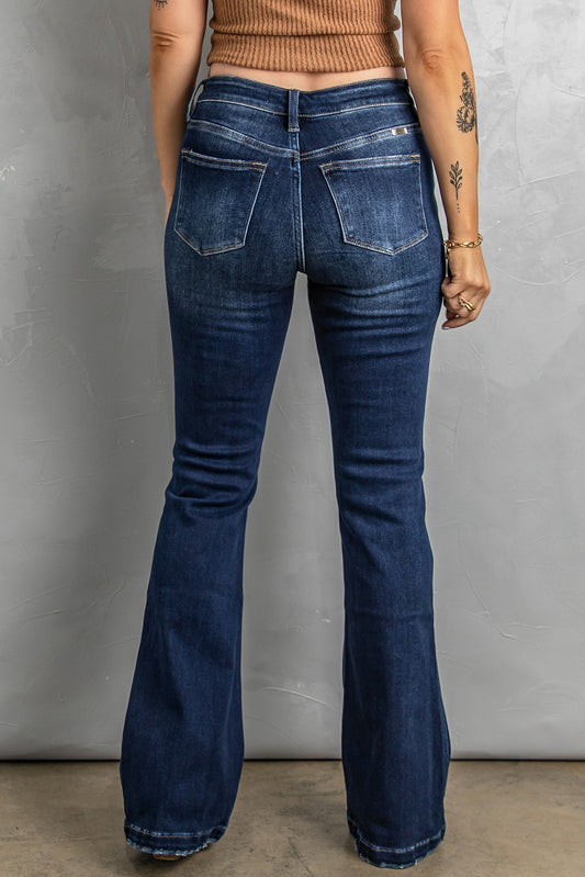 Distressed-Bootcut-Jeans mit Knopfleiste