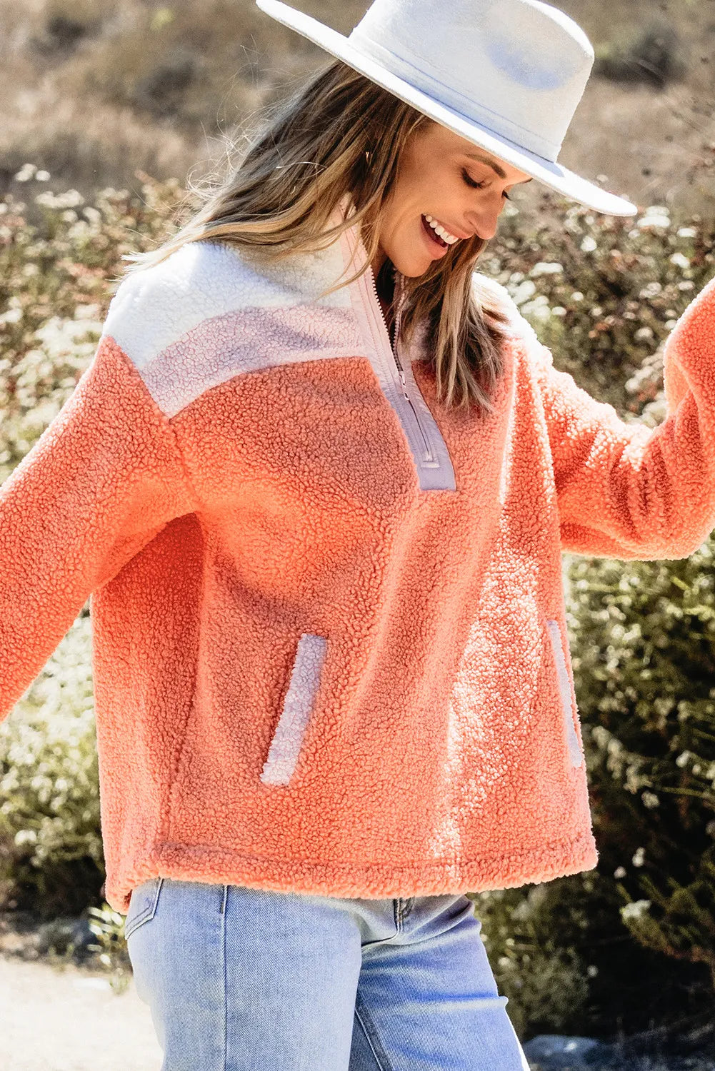 Sweatshirt mit kontrastierendem, halblangem Reißverschluss und langen Ärmeln