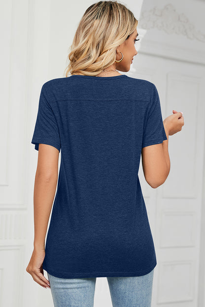 Kurzärmliges T-Shirt mit V-Ausschnitt