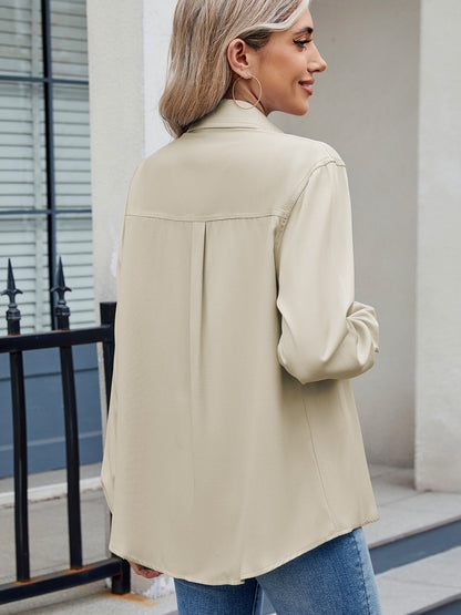 Einfarbiges Langarmhemd mit Kragen