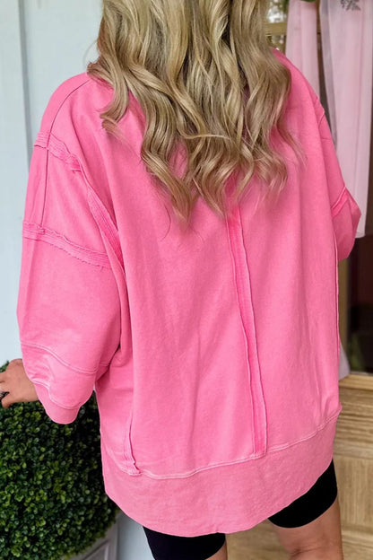 Bluse mit V-Ausschnitt und sichtbaren Nähten