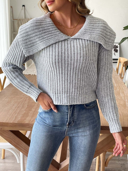 Langärmliger Pullover mit Zopfmuster