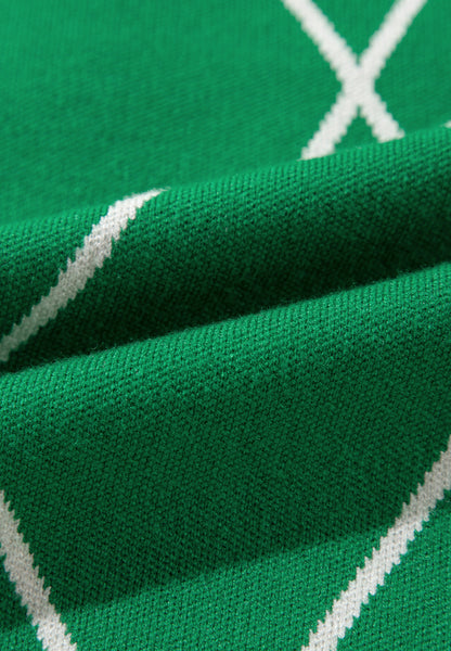 Pullover mit Stehkragen und Rautenmuster und Kontrastbesatz