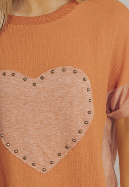 T-Shirt mit Rundhalsausschnitt und Herz-Patch