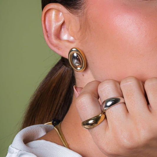 Ohrstecker aus 18 Karat vergoldetem Edelstahl