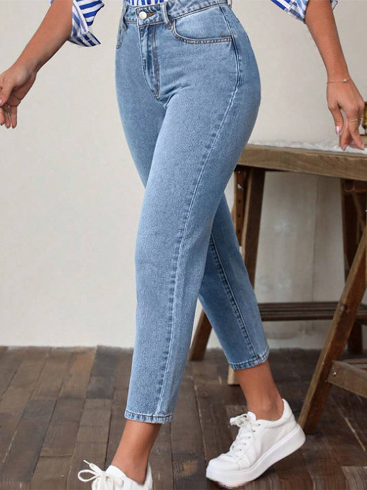Jeans mit hoher Taille und Taschen