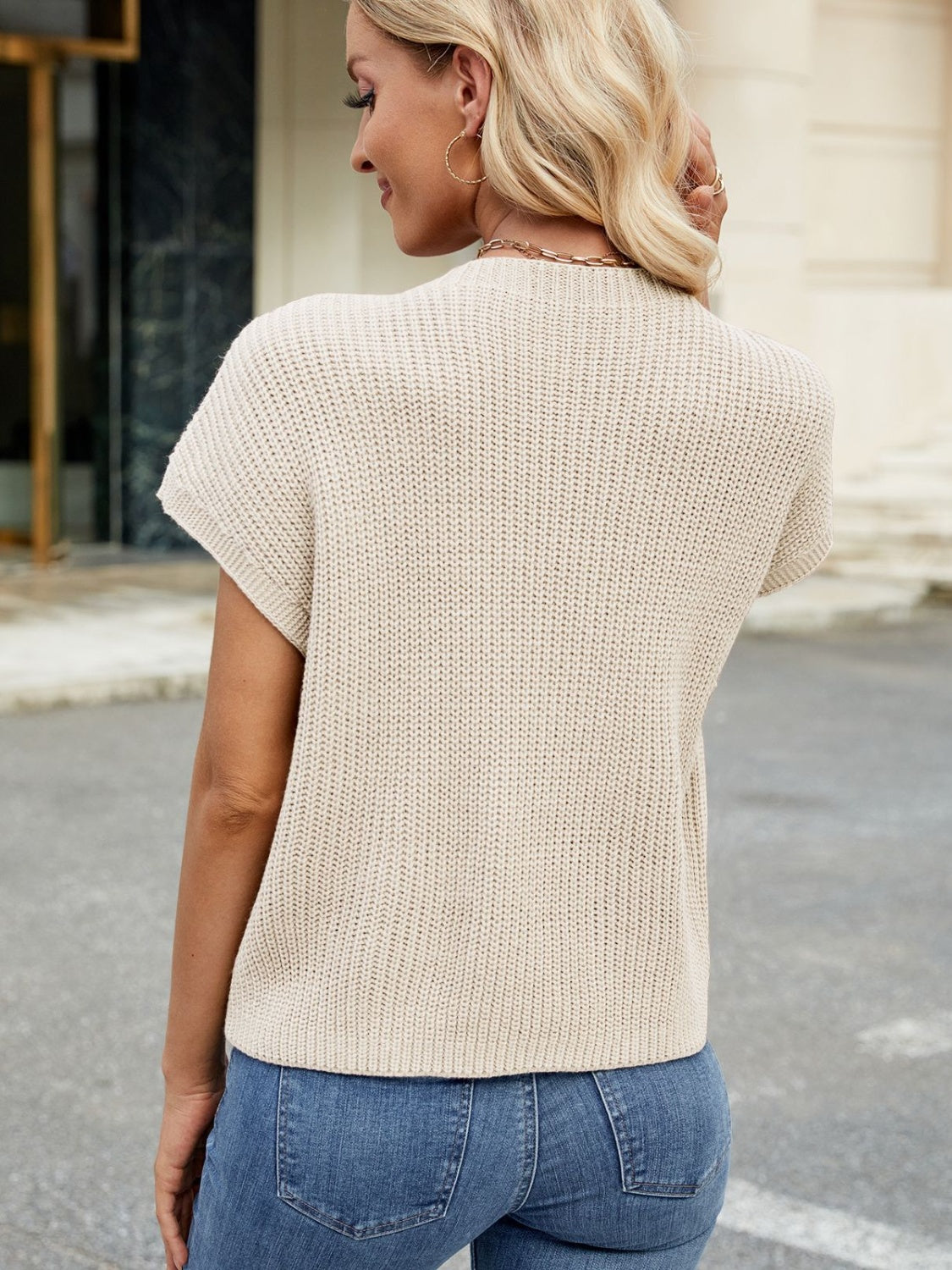 Pullover mit Rundhalsausschnitt und kurzen Ärmeln