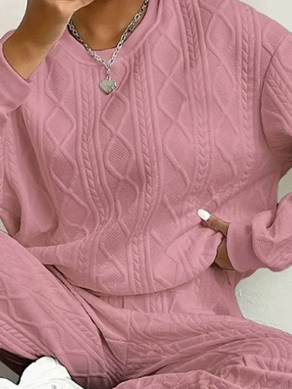 Strukturiertes Set aus Oberteil und Hose mit Rundhalsausschnitt