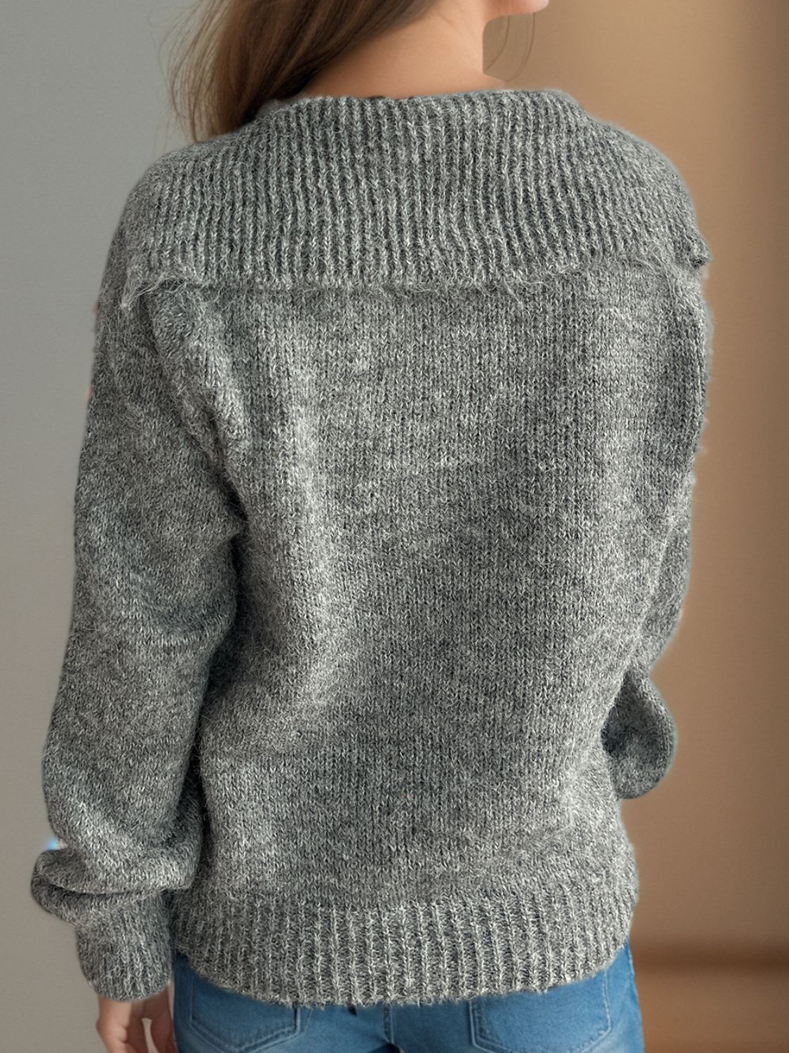 Pullover mit Kragen und langen Ärmeln