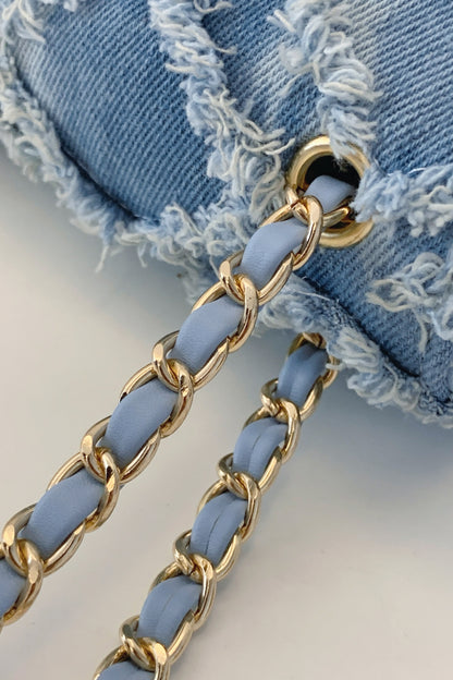 Umhängetasche aus Denim mit ungesäumtem Saum