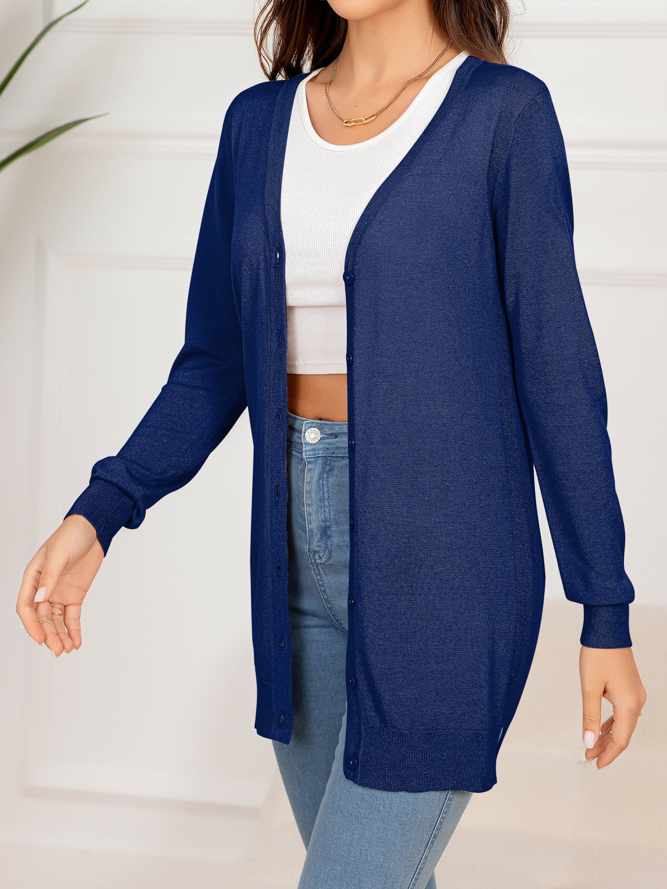 Langer Cardigan mit Knopfleiste und Schlitz