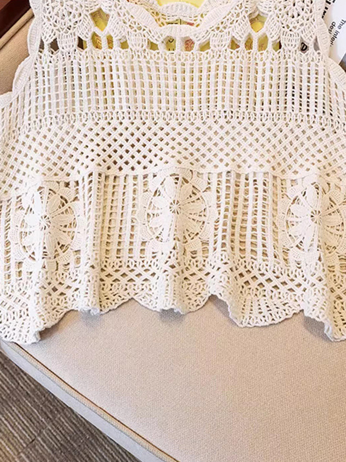 Durchbrochenes Tanktop mit U-Ausschnitt