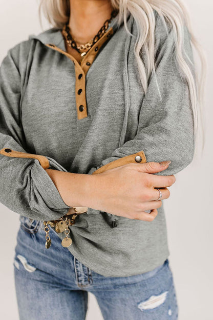 Langärmliger Hoodie mit Kordelzug und Vierteldruckknopf