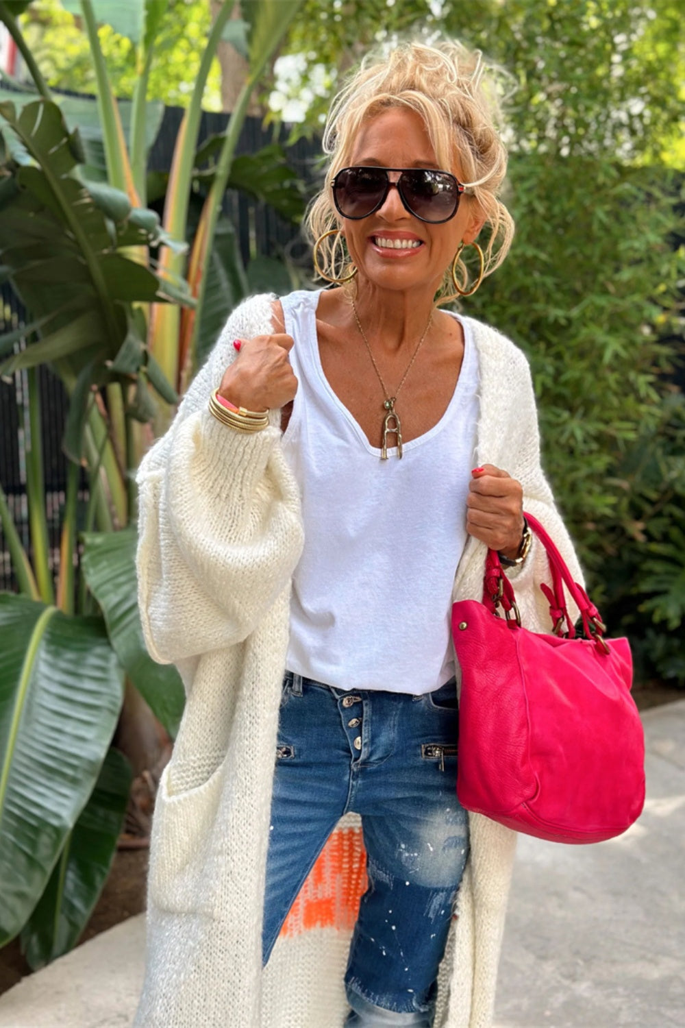 Cardigan mit Buchstaben-Print und überschnittener Schulter