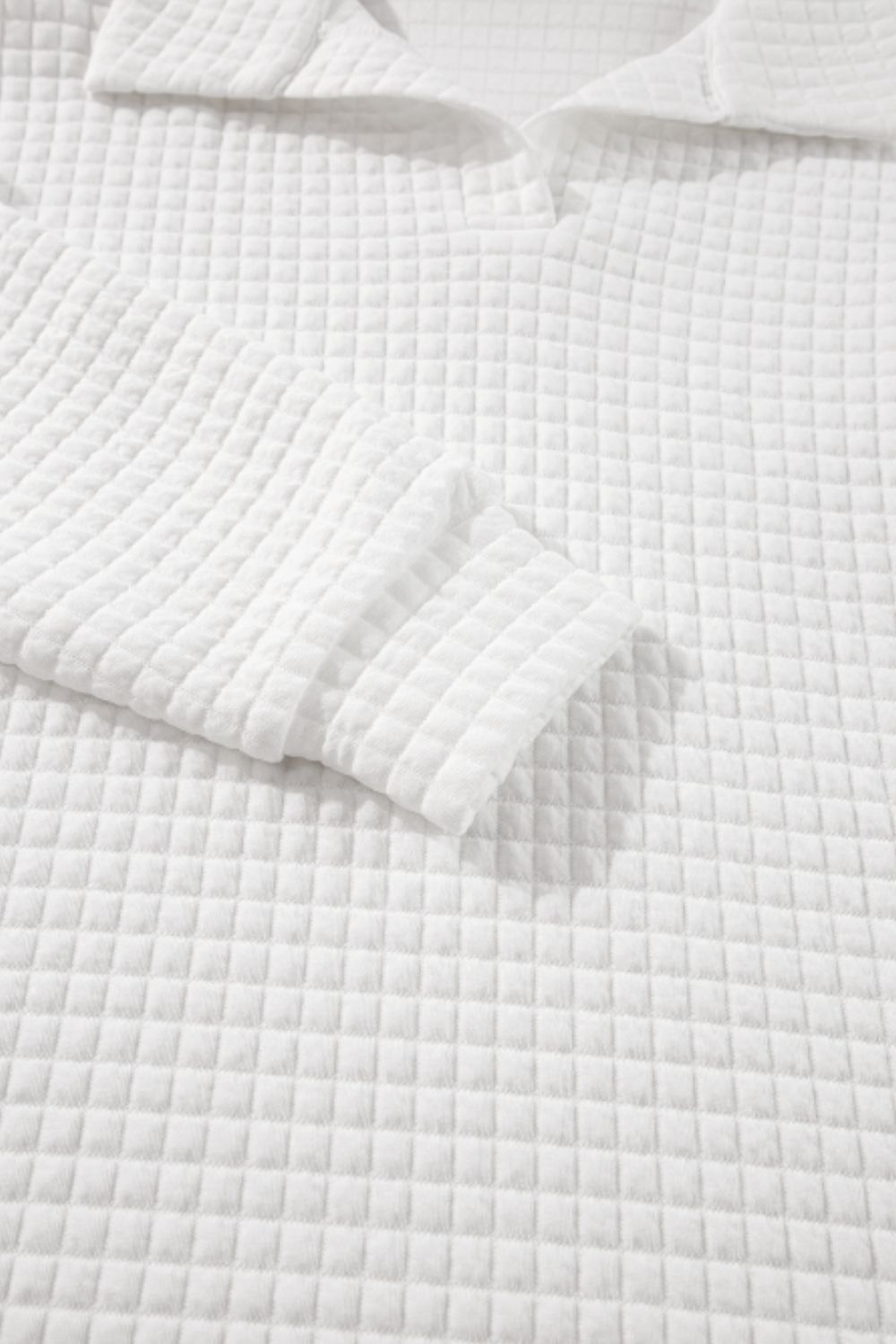 Texturiertes Langarm-Sweatshirt mit Johnny-Kragen