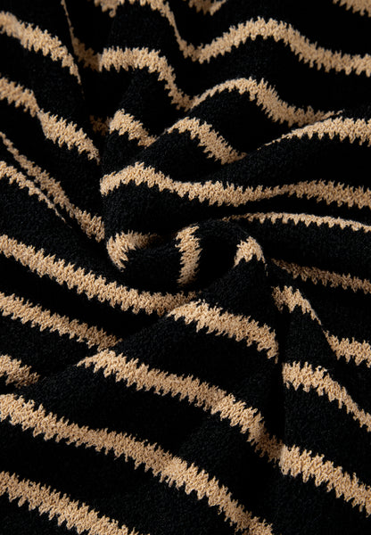 Pullover mit Streifen, tief angesetzter Schulterpartie und Rundhalsausschnitt