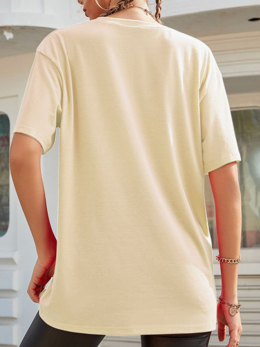 T-Shirt mit Rundhalsausschnitt und halblangen Ärmeln und Grafik