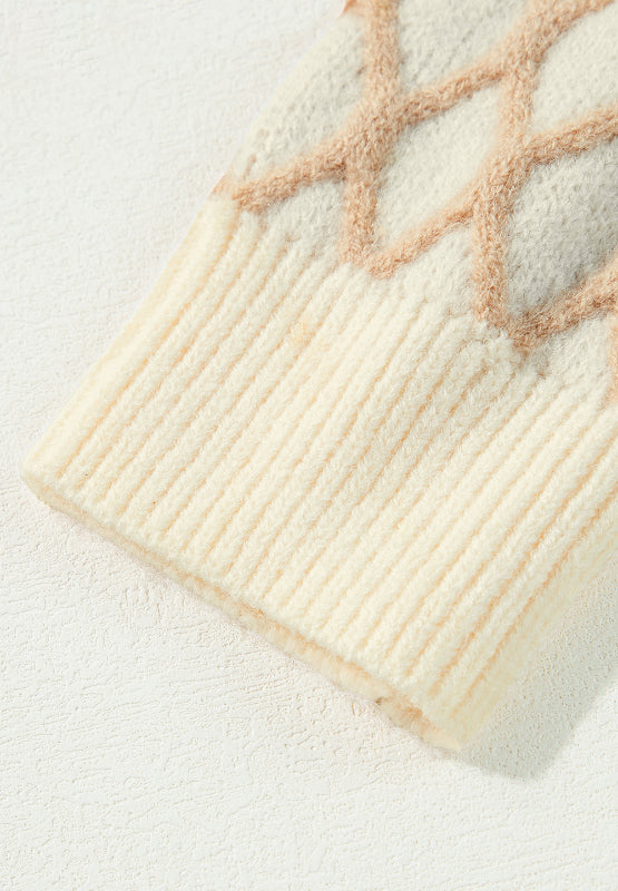 Langärmliger Pullover mit Stehkragen und Rautenmuster