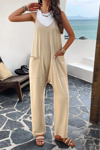 Overall mit Spaghettiträgern und Taschen