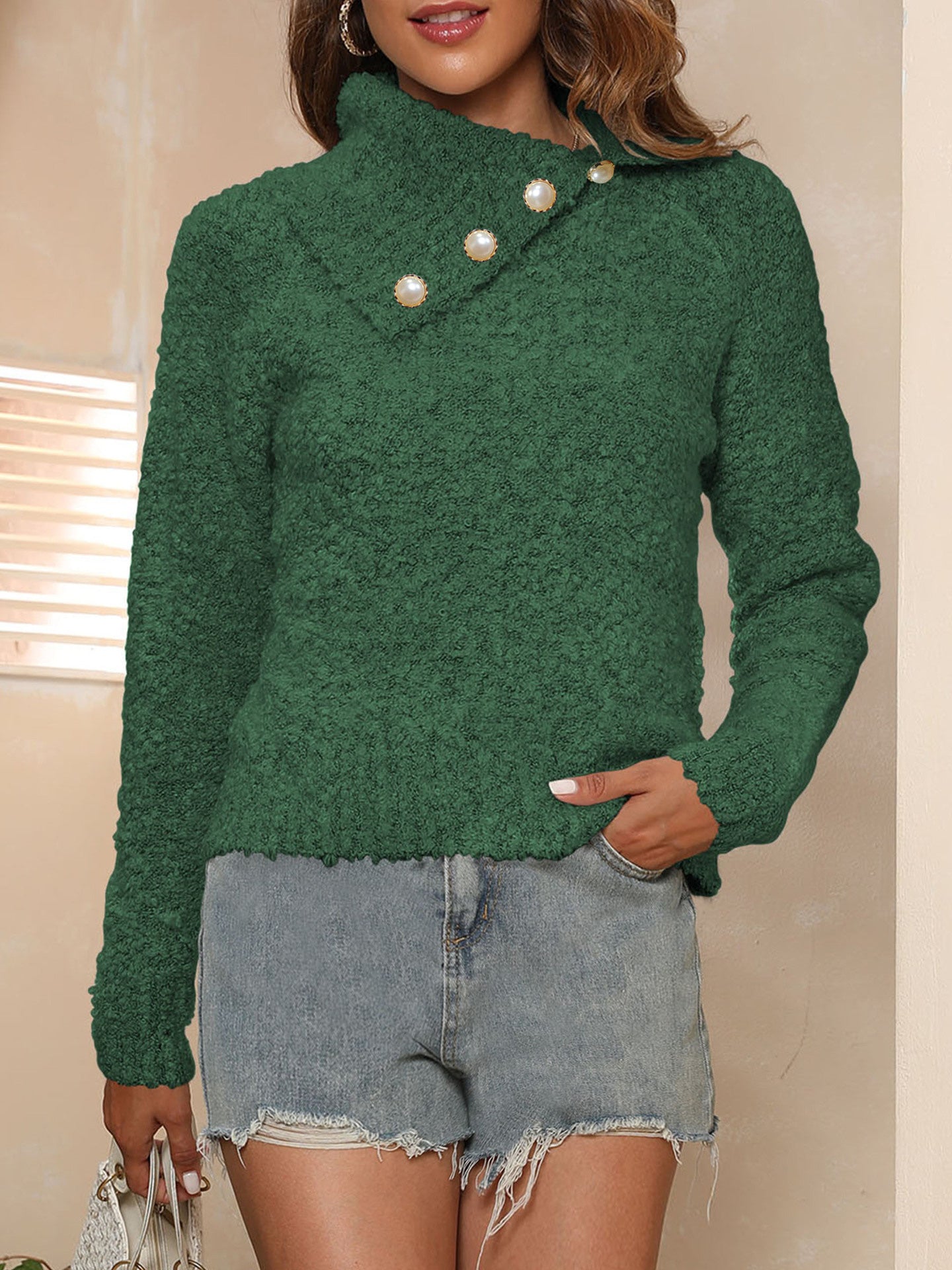 Pullover mit asymmetrischem Kragen und langen Ärmeln