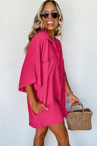 Strampler mit halbhohem Kragen und Knopfleiste